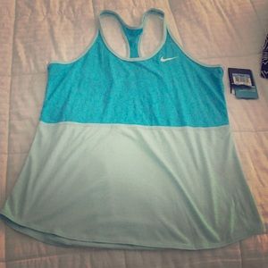 Styling baby blue Nike top!
